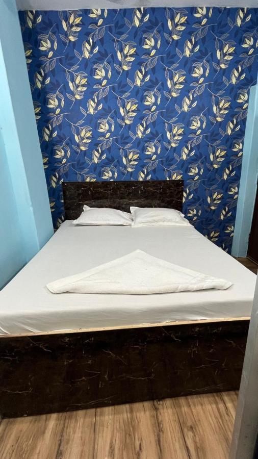 Krishna P. Guest House Варанаси Экстерьер фото